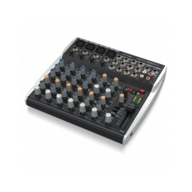Mezcladora Behringer...